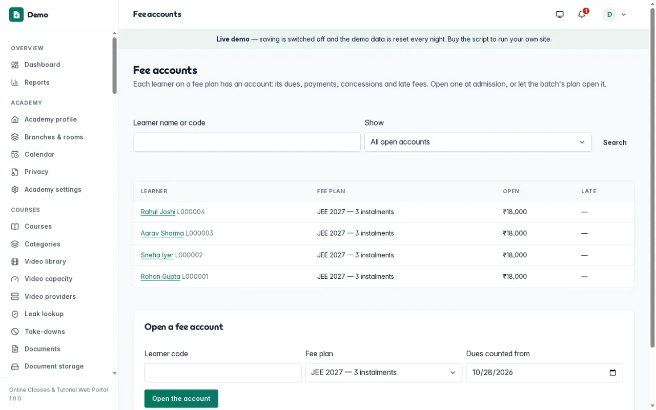 Fee accounts with instalments, paid and overdue amounts